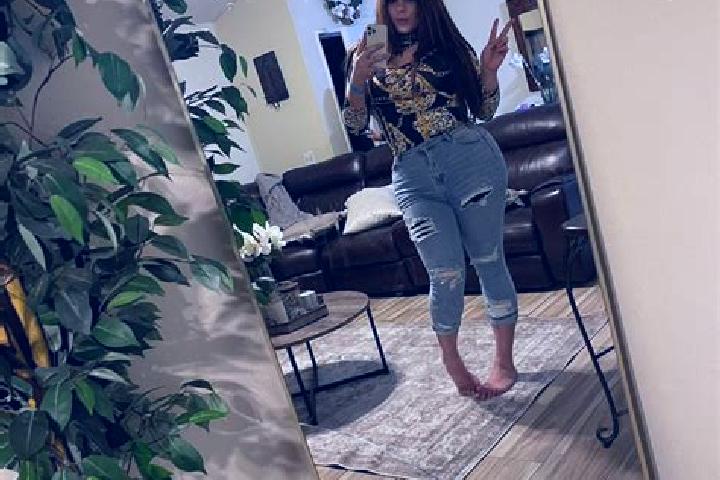 Evelyn, 23 — Escort in Altona, United States