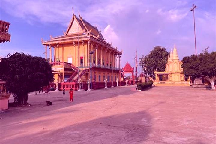 Evelyn, 23 — Escort in Khum Angkor Ban, Cambodia