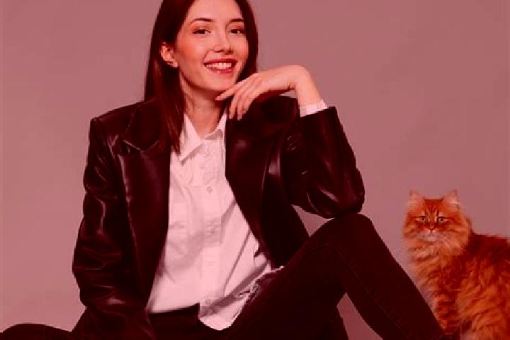 Evelyn, 23 — Escort in Korucu, Turkey