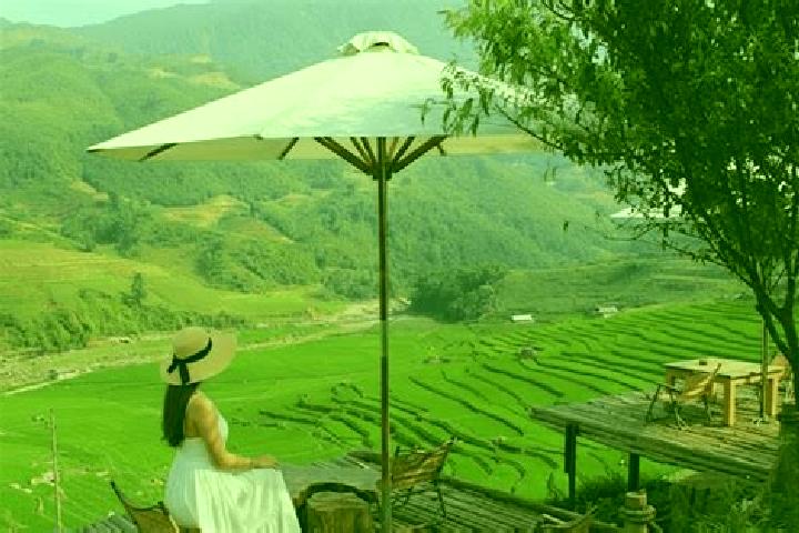 Evelyn, 23 — Escort in Muong Lat, Vietnam