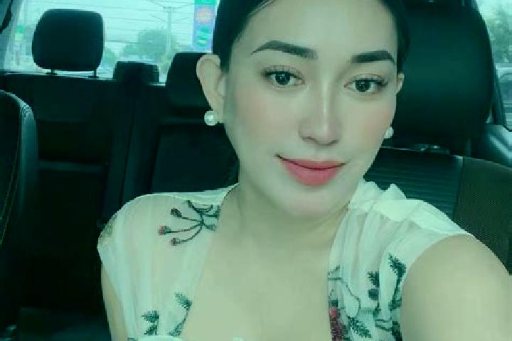Evelyn, 23 — Escort in Palanit, Philippines