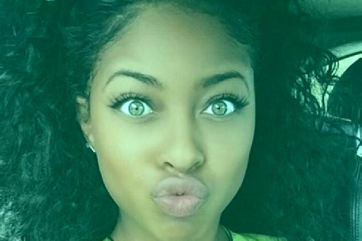 Evelyn, 24, a black green-eyed ebony companion based in Chascomus. Offering Erotic Massage, Prostate Massage, BDSM. Available for incall and outcall, day and...