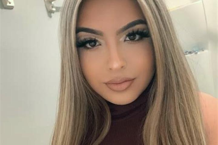 Evelyn, 24, a blonde amber-eyed latina companion based in Montelibretti. Offering Girlfriend Experience, Overnight, Roleplay, OWO, BDSM. Available for incall...
