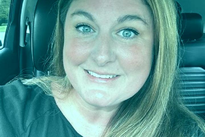 Evelyn, 24 — Escort in Lenoir, United States