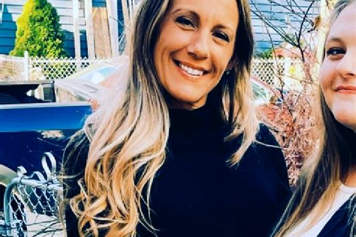 Evelyn, 24 — Escort in Oakham, United States