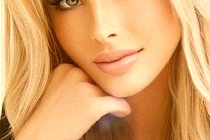 Evelyn, 25, a dark blonde blue-eyed caucasian companion based in Keerbergen. Offering GFE, Duos, Massage, BDSM. Available for incall and outcall, overnight b...