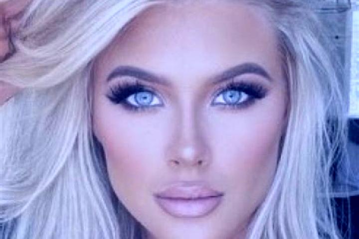 Evelyn, 25, a platinum blonde grey-eyed middle eastern companion based in Septon. Offering Striptease, OWO, Travel Companion. Available for incall and outcal...
