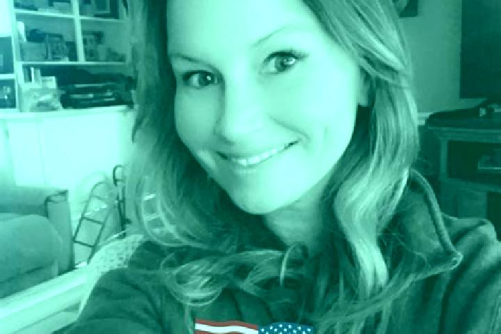 Evelyn, 25 — Escort in Beaver Meadows, United States