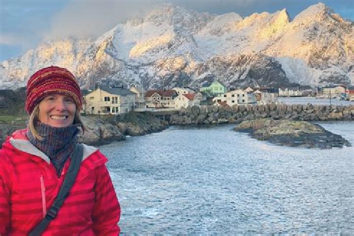 Evelyn, 25 — Escort in Honefoss, Norway