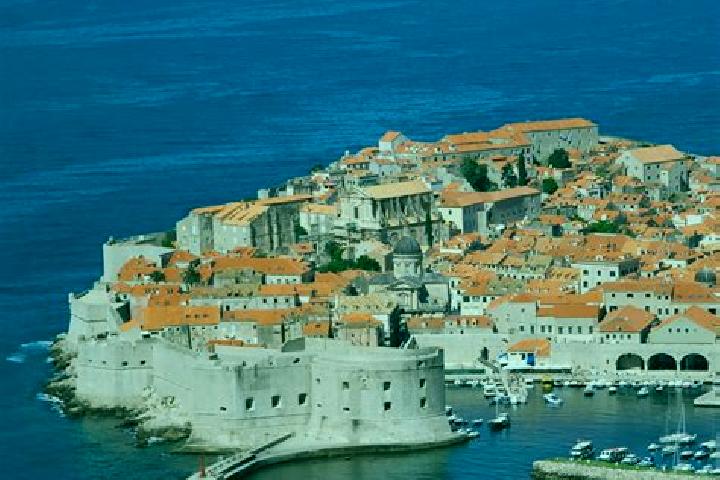 Evelyn, 25 — Escort in Kalinovac, Croatia