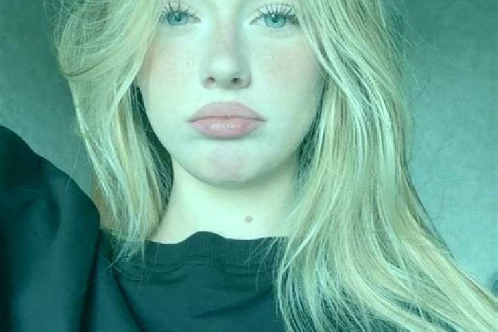 Evelyn, 25 — Escort in Kobbegem, Belgium