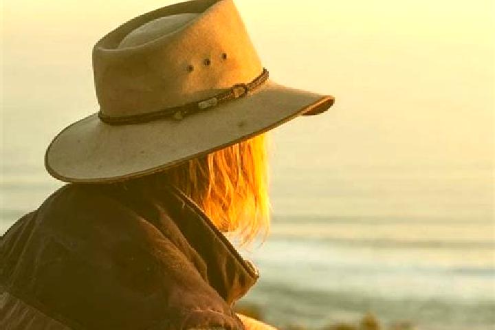 Evelyn, 25 — Escort in Kooringal, Australia