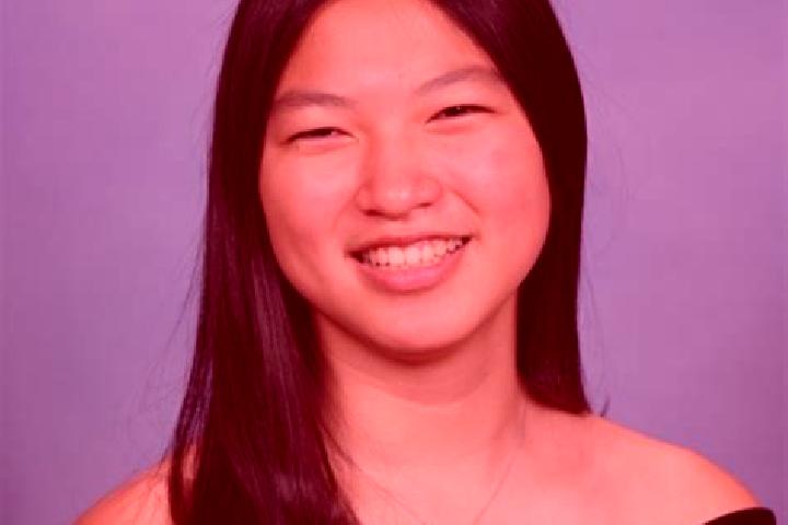 Evelyn, 25 — Escort in Lynbrook, United States