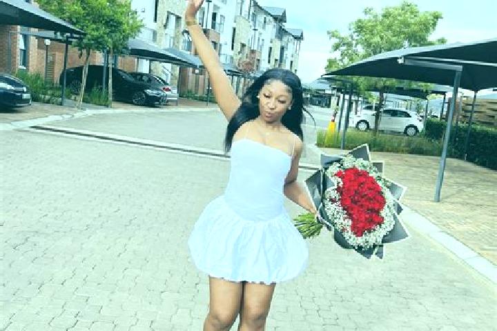 Evelyn, 25 — Escort in Ratholo, Botswana