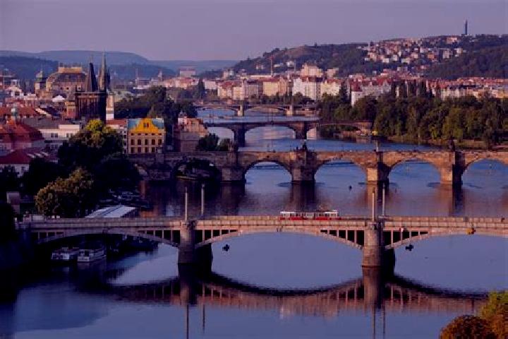 Evelyn, 25 — Escort in Vranany, Czech Republic