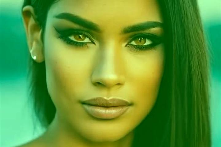 Evelyn, 26, a auburn dark-eyed latina companion based in Zaidpur. Offering Prostate Massage, GFE, OWO, Domination. Available for incall and outcall, overnigh...