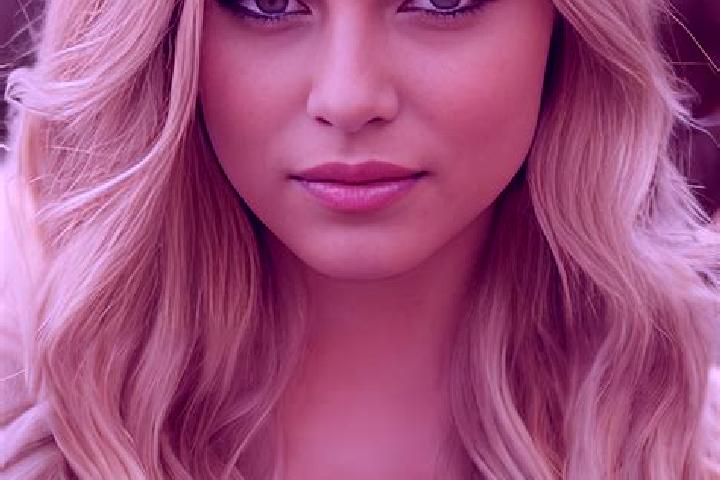 Evelyn, 26, a blonde amber-eyed mixed companion based in Samboleni. Offering Roleplay, Party Girl, Deep French Kissing, A-Level, GFE. Available for incall an...