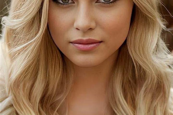 Evelyn, 26, a blonde hazel-eyed asian companion based in McLaughlin. Offering Dinner Date, CIM, Deep French Kissing, A-Level, Fetish. Available for incall an...