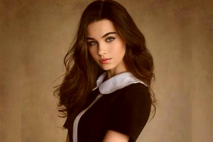 Evelyn, 26, a brunette blue-eyed slavic companion based in Puracic. Offering Striptease, Deep French Kissing, GFE, Overnight. Available for incall and outcal...