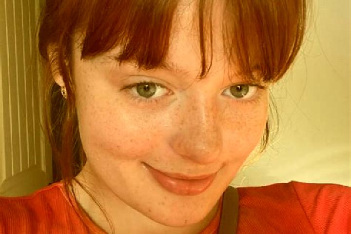 Evelyn, 26, a red green-eyed european companion based in Dallington. Offering BDSM, Erotic Massage, Fetish. Available for incall and outcall, day and evening...