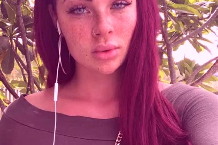 Evelyn, 26, a red grey-eyed indian companion based in Ashaiman. Offering Girlfriend Experience, Roleplay, OWO. Available for incall and outcall, overnight bo...