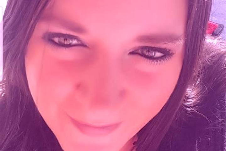 Evelyn, 26 — Escort in Caledon, Canada