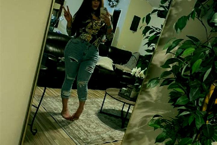 Evelyn, 26 — Escort in Laton, United States