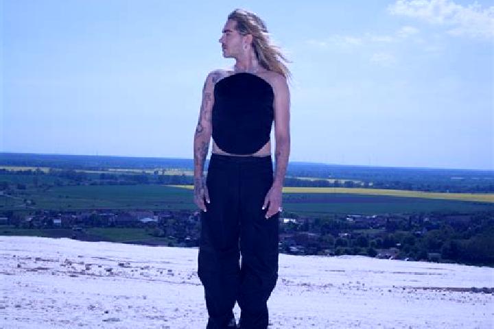 Evelyn, 26 — Escort in Loitsche, Germany