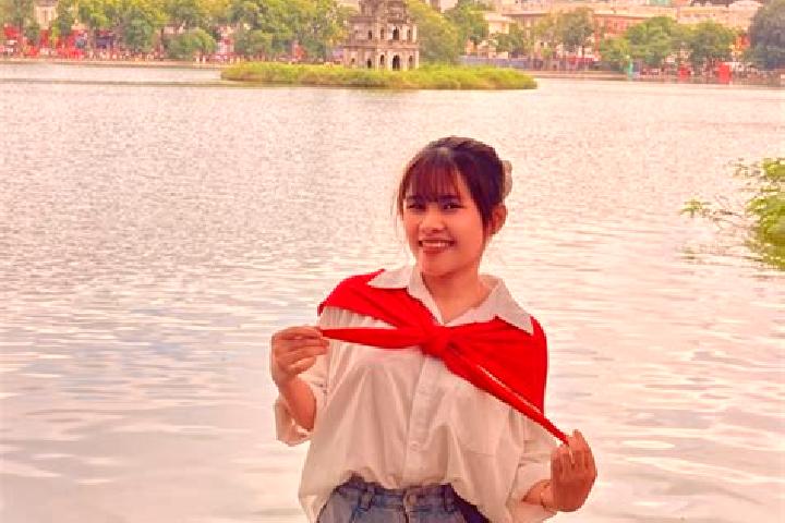 Evelyn, 26 — Escort in Mengzi, China