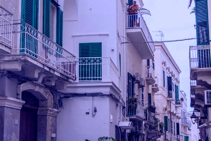 Evelyn, 26 — Escort in Monopoli, Italy