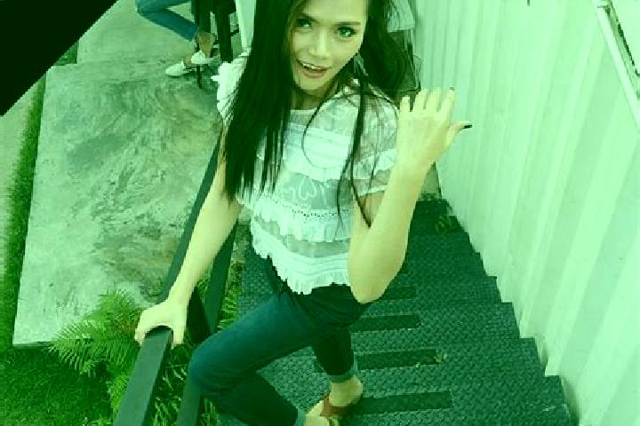 Evelyn, 26 — Escort in Panjun, Indonesia