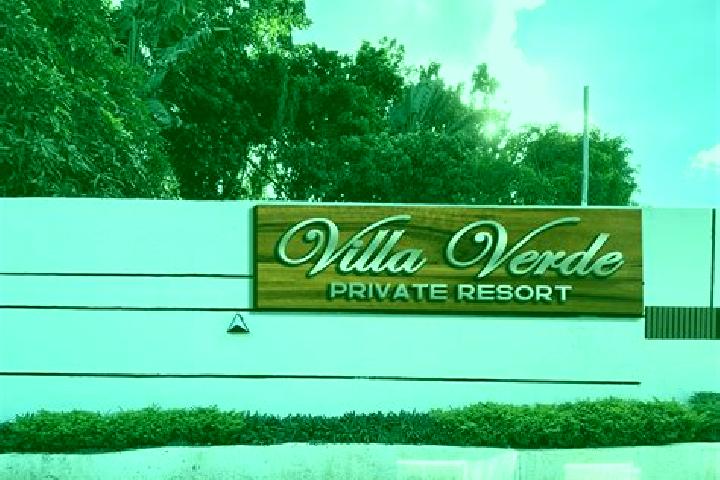 Evelyn, 26 — Escort in Villa Verde, Philippines