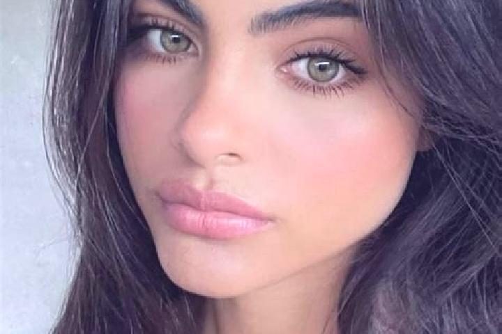Evelyn, 27, a black brown-eyed indian companion based in Imperoyal. Offering Couples, Fetish, CIM, Overnight. Available for incall and outcall, day and eveni...