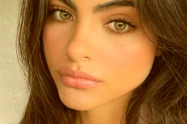 Evelyn, 27, a blonde dark-eyed indian companion based in Pitomaca. Offering Duos, OWO, Travel Companion, Dinner Date. Available for incall and outcall, day a...