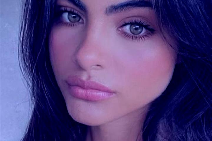 Evelyn, 27, a brunette dark-eyed slavic companion based in Konigsheim. Offering Massage, Party Girl, Girlfriend Experience, 69. Available for incall and outc...