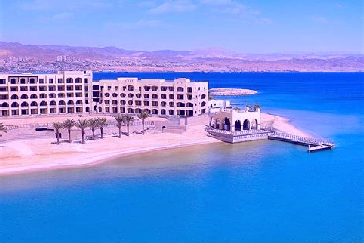 Evelyn, 27 — Escort in Aqaba, Jordan