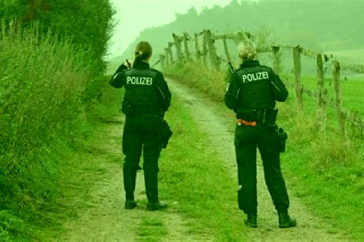 Evelyn, 27 — Escort in Blankenhagen, Germany