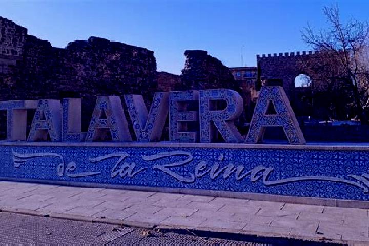 Evelyn, 27 — Escort in Casas de Reina, Spain