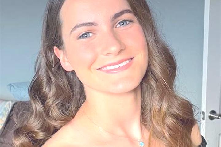 Evelyn, 27 — Escort in Friendswood, United States