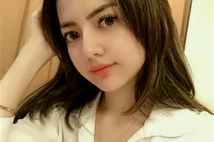 Evelyn, 27 — Escort in Kolibali, Indonesia