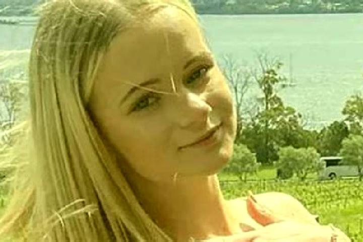 Evelyn, 27 — Escort in Laura, Australia