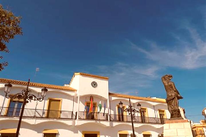 Evelyn, 27 — Escort in Sanlucar la Mayor, Spain