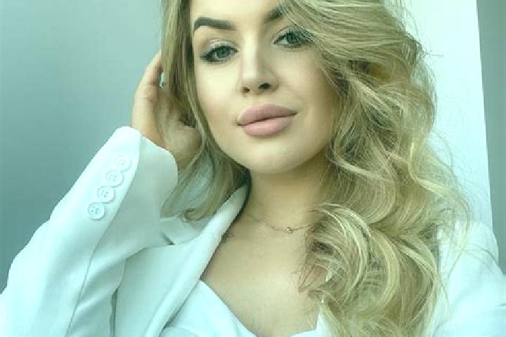 Evelyn, 27 — Escort in Sarny, Ukraine