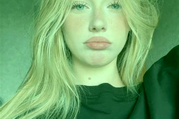 Evelyn, 27 — Escort in Stangaceaua, Romania