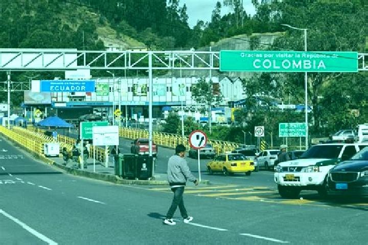Evelyn, 27 — Escort in Ventanas, Ecuador