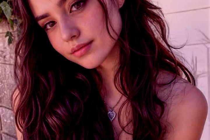 Evelyn, 28, a auburn hazel-eyed slavic companion based in Garnavillo. Offering Prostate Massage, Deep French Kissing, Fetish. Available for incall and outcal...