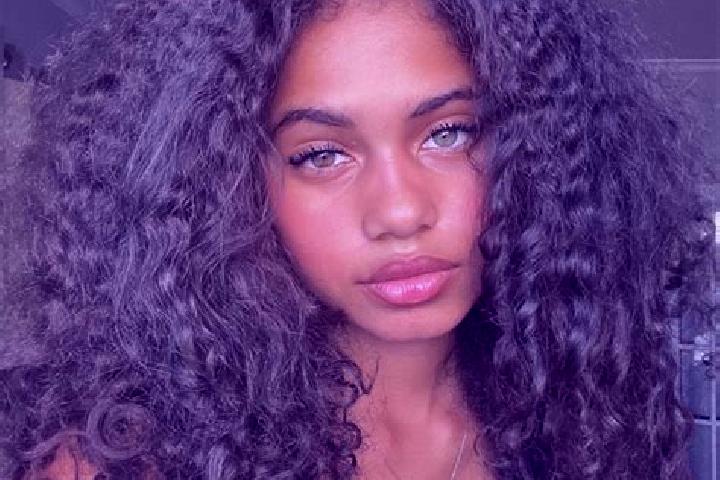 Evelyn, 28, a black grey-eyed ebony companion based in Gascones. Offering Girlfriend Experience, Dinner Date, OWO. Available for incall and outcall, overnigh...