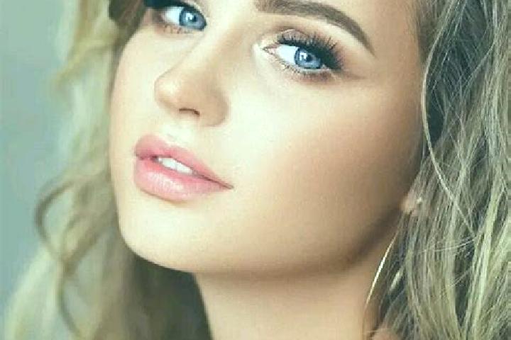 Evelyn, 28, a dark blonde blue-eyed caribbean companion based in Layhill. Offering Dinner Date, Duos, Girlfriend Experience. Available for incall and outcall...