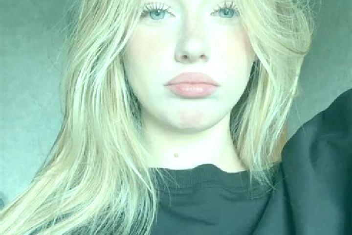 Evelyn, 28 — Escort in Branosera, Spain