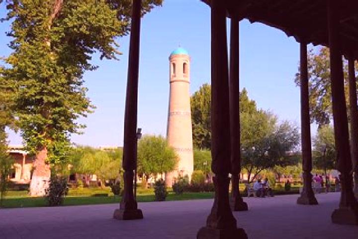 Evelyn, 28 — Escort in Fergana, Uzbekistan